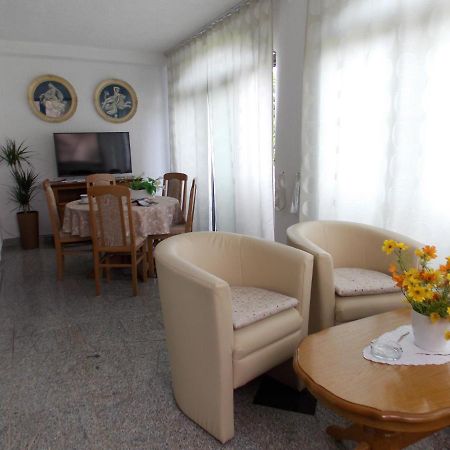 Apartments Cutic Malinska Kültér fotó